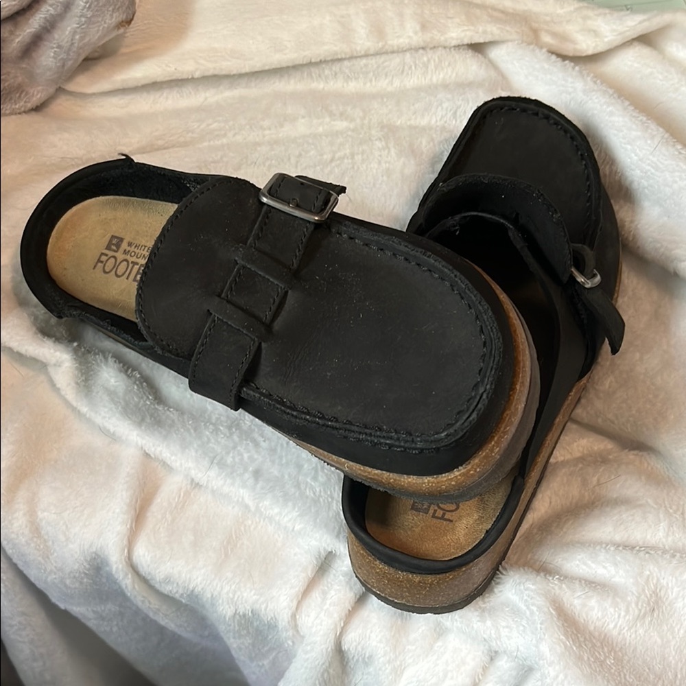 White Mountain Black Mules